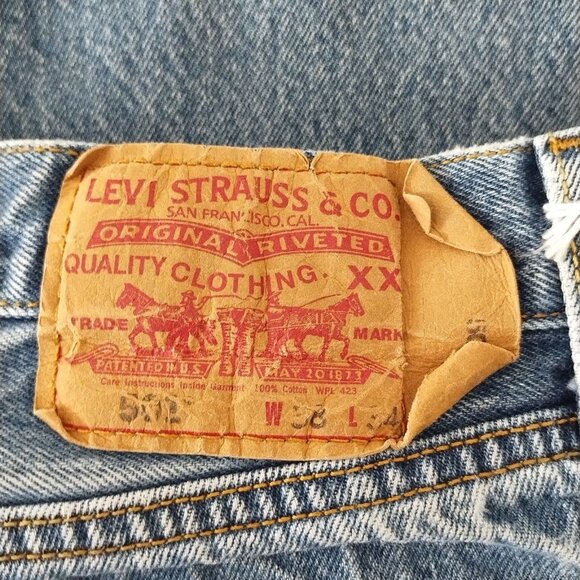 Levi's 501 Button Fly Straight Leg Mens Jeans Tag Size 38x34 Grade B! 11b - Picture 3 of 3